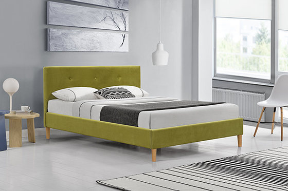 La crema verde empenachada machacó el marco doble de la cama del cabecero de la almohada del terciopelo