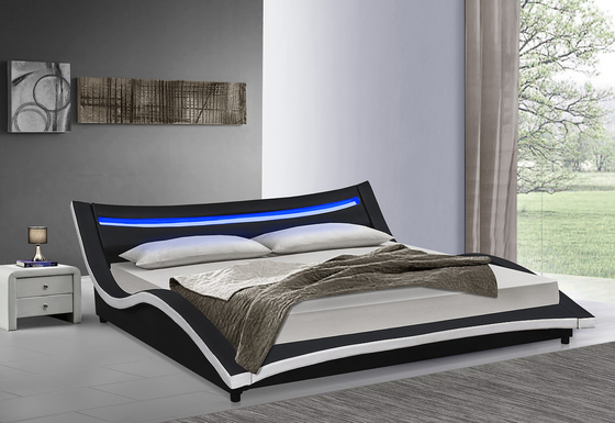 La madera contrachapada tapizada curvada de cuero del marco de la cama de la PU con el LED fácil monta