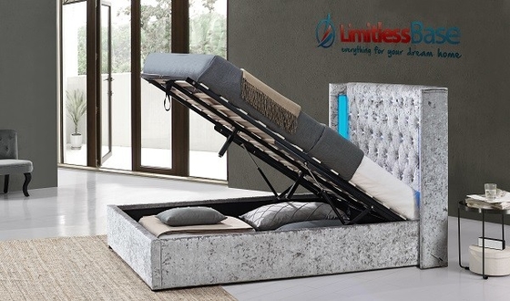 Fabricantes de la cama de Grey Crushed Velvet Fabric Upholstered con el LED y Crystal Buttons