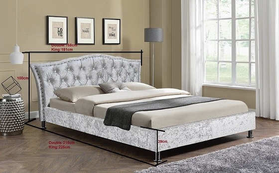 Marco lujoso de la cama de rey Size Velvet Fabric con empenachado y Crystal Headboard