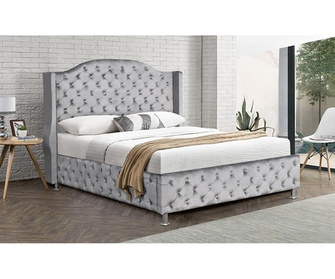 El botón de plata modificado para requisitos particulares de Grey Upholstered Bed Velvet Fabric empenachó el alto cabecero