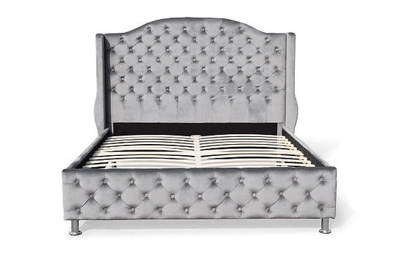 El botón de plata modificado para requisitos particulares de Grey Upholstered Bed Velvet Fabric empenachó el alto cabecero