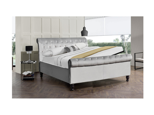 Marco de Grey Velvet King Size Bed de la tela con Crystal Buttons