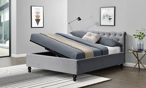 Rey doble Size del marco de la cama de Lambeth Grey Velvet Sleigh Storage Ottoman
