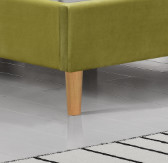 La crema verde empenachada machacó el marco doble de la cama del cabecero de la almohada del terciopelo